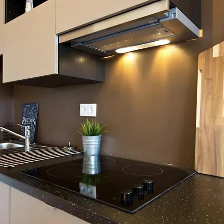 Apartment Host Wise - Cozy Sunny Flats - Ace Location Porto