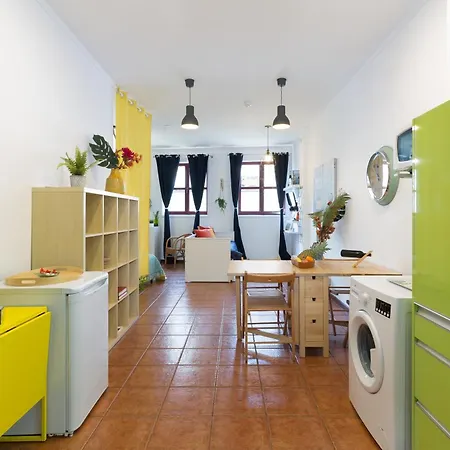 Host Wise - Cozy Sunny Flats - Ace Location Porto