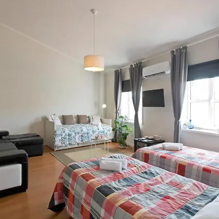Host Wise - Cozy Sunny Flats - Ace Location Oporto