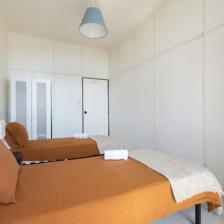 Host Wise - Cozy Sunny Flats - Ace Location Oporto