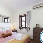 Host Wise - Cozy Sunny Flats - Ace Location 公寓