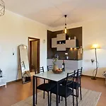 Host Wise - Cozy Sunny Flats - Ace Location * 波尔图