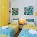 Host Wise - Cozy Sunny Flats - Ace Location *