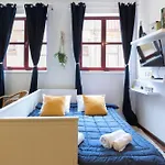 Host Wise - Cozy Sunny Flats - Ace Location * 波尔图