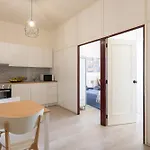 Host Wise - Cozy Sunny Flats - Ace Location 波尔图