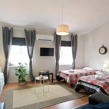 Host Wise - Cozy Sunny Flats - Ace Location *