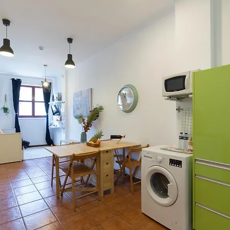 شقة Host Wise - Cozy Sunny Flats - Ace Location *