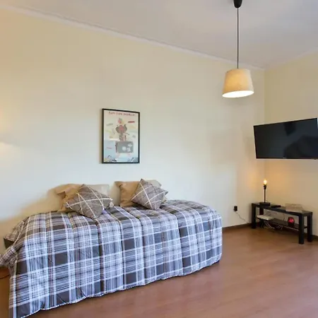 Host Wise - Cozy Sunny Flats - Ace Location شقة