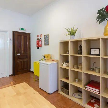 Appartement Host Wise - Cozy Sunny Flats - Ace Location Porto
