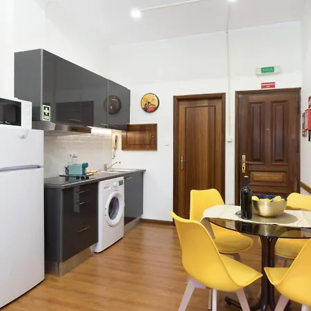 Host Wise - Cozy Sunny Flats - Ace Location * بورتو