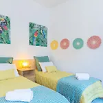 Host Wise - Cozy Sunny Flats - Ace Location 아파트 *