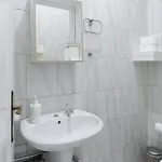 Host Wise - Cozy Sunny Flats - Ace Location 포르투