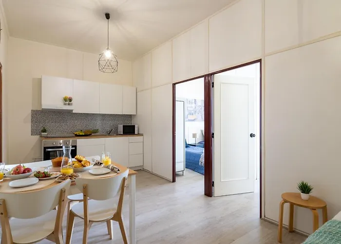 Appartamento Host Wise - Cozy Sunny Flats - Ace Location *