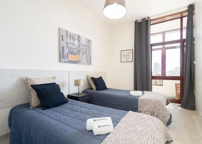 Appartamento Host Wise - Cozy Sunny Flats - Ace Location *