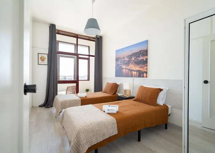 Host Wise - Cozy Sunny Flats - Ace Location Daire Porto